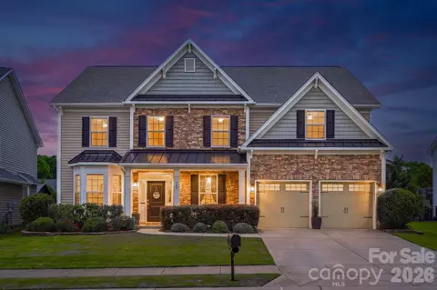 524 Rosemary Ln, Tega Cay, SC 29708