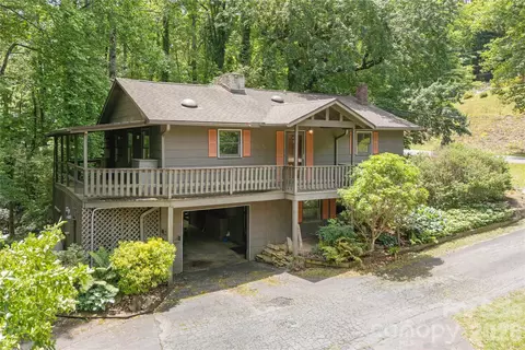 102 Valley Vista Dr, Black Mountain, NC 28711
