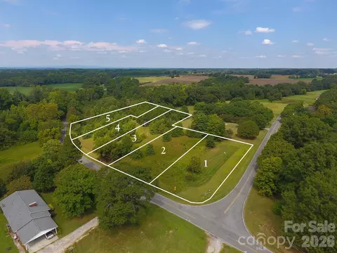 000 Putnam Lake Rd, Kings Mountain, NC 28086