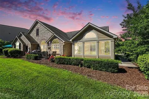 4720 Polo Gate Blvd, Charlotte, NC 28216