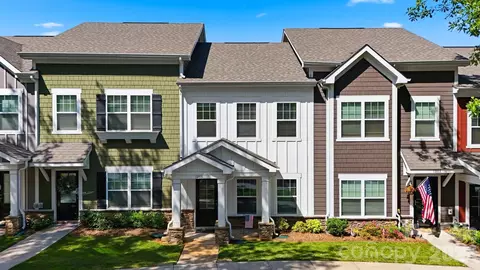 1805 Edgewater Nw Dr NW, Conover, NC 28613