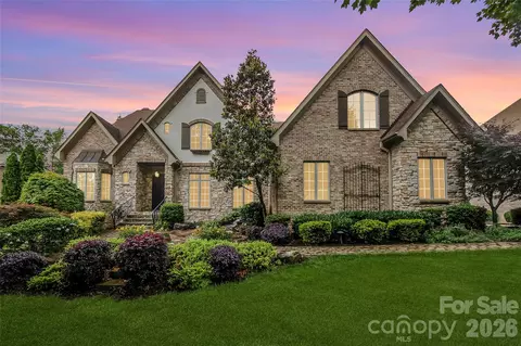 1616 Lookout Cir, Waxhaw, NC 28173