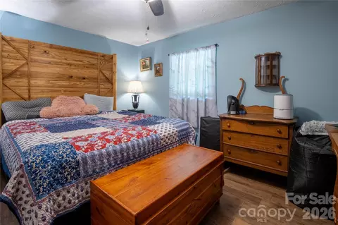 Bedroom - 47 Johnson Dr, Marion, NC 28752 photo 3 of 3