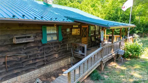Exterior - 47 Johnson Dr, Marion, NC 28752 photo 2 of 10