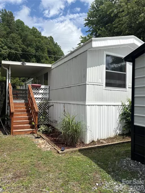 729 Don Felmet 2 Rd #2, Marshall, NC 28753