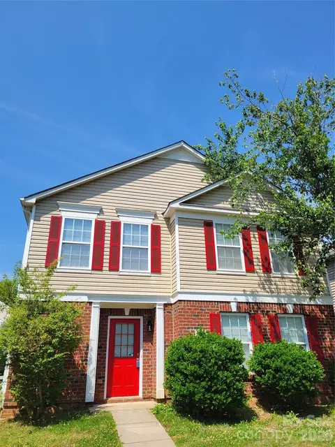Exterior - 806 Sinclair Dr, Monroe, NC 28112 photo 1 of 1