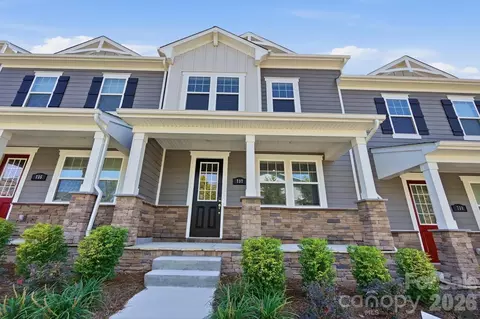 737 Flatiron Dr, Rock Hill, SC 29730