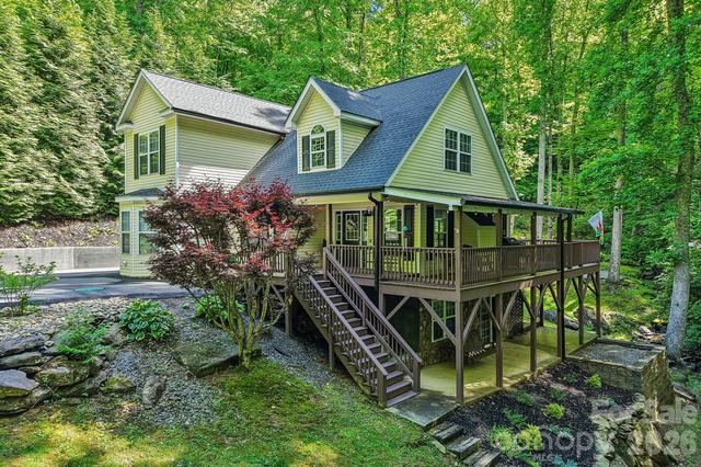 1264 Dogwood Dr, Maggie Valley, NC 28751