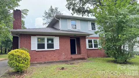 6304 Clearwater Dr, Indian Trail, NC 28079