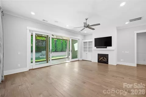 Living - 17732 Jetton Green Loop, Cornelius, NC 28031 photo 2 of 7