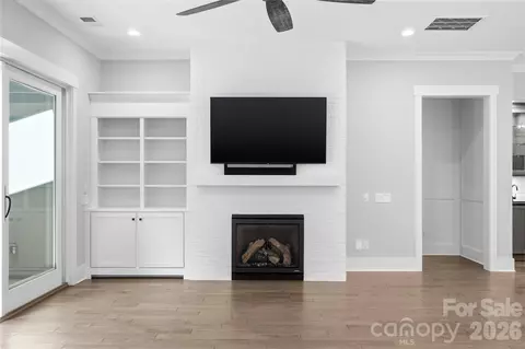 Living - 17732 Jetton Green Loop, Cornelius, NC 28031 photo 5 of 7