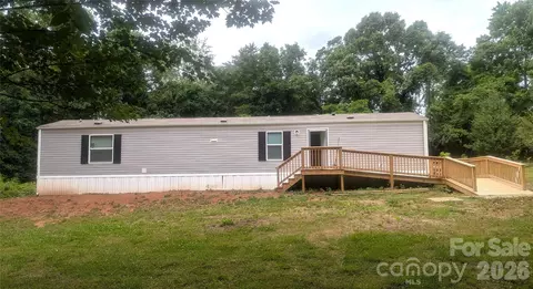 5184 Smawley Ave, Morganton, NC 28655