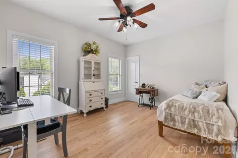 Bedroom - 2015 Pierson Dr, Lancaster, SC 29720 photo 2 of 4
