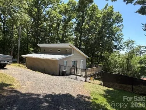 240 Skyline Dr, New London, NC 28127