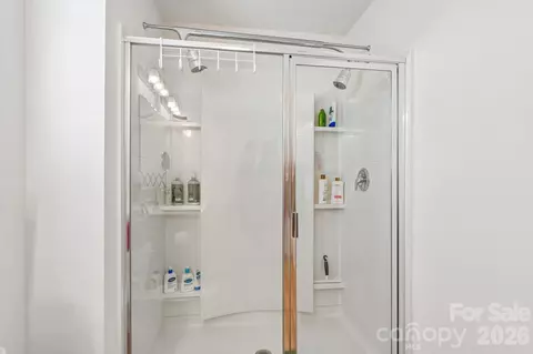Bath - 817 Alexander Commons Dr, Monroe, NC 28112 photo 5 of 5