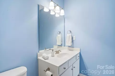 Bath - 2084 Calloway Pines Dr, Tega Cay, SC 29708 photo 5 of 7