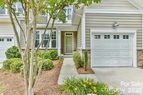 2084 Calloway Pines Dr, Tega Cay, SC 29708