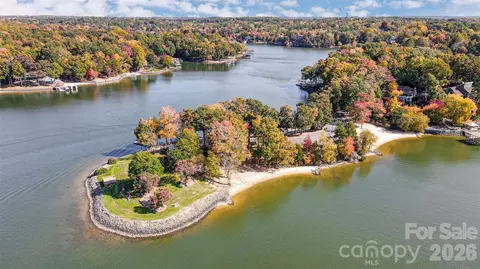 View/Area - 2084 Calloway Pines Dr, Tega Cay, SC 29708 photo 5 of 6