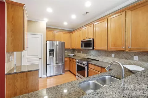 Kitchen - 2084 Calloway Pines Dr, Tega Cay, SC 29708 photo 2 of 3