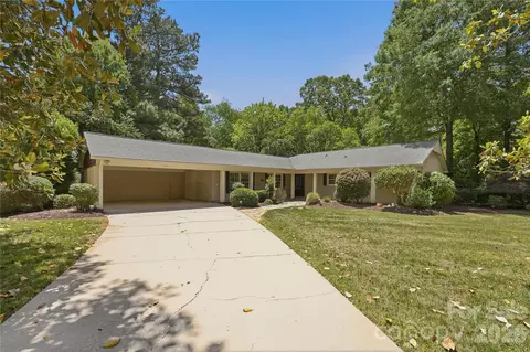 6014 Glenridge Rd, Charlotte, NC 28211