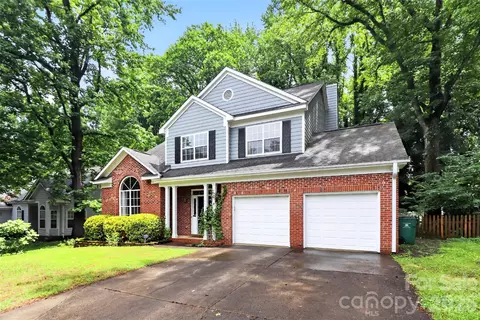 3600 Briarthorne Dr, Charlotte, NC 28269