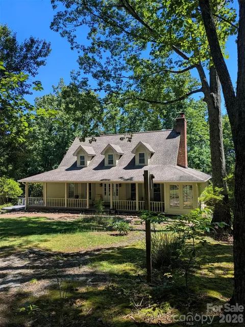Exterior - 675 Fox Run Ln, Tryon, NC 28782 photo 2 of 12