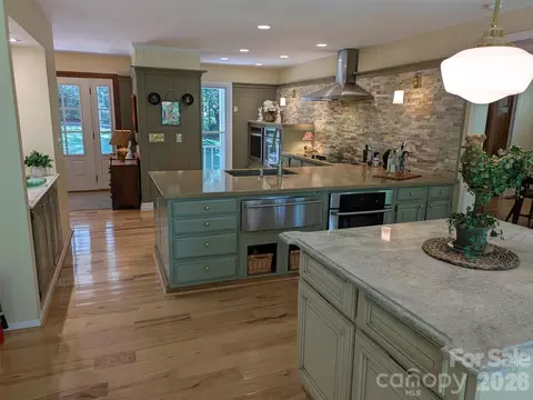 Kitchen - 675 Fox Run Ln, Tryon, NC 28782 photo 2 of 4