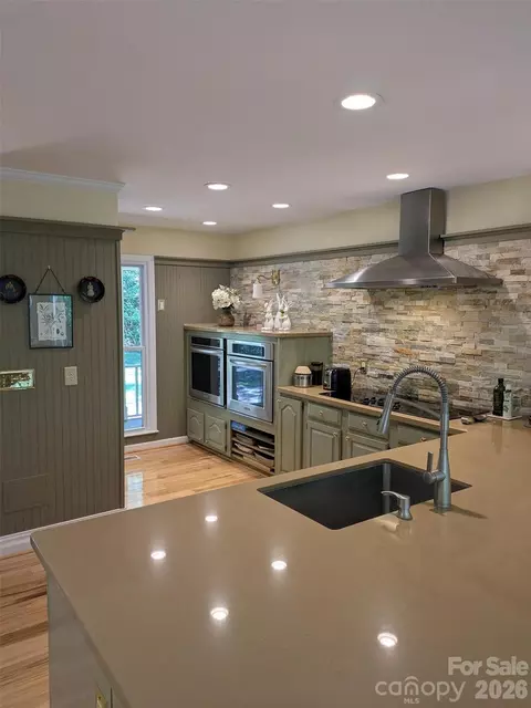Kitchen - 675 Fox Run Ln, Tryon, NC 28782 photo 3 of 3