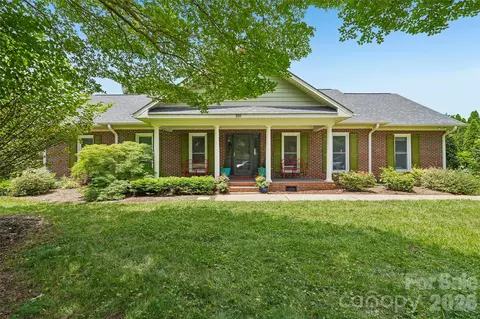 320 Canvasback Rd, Mooresville, NC 28117