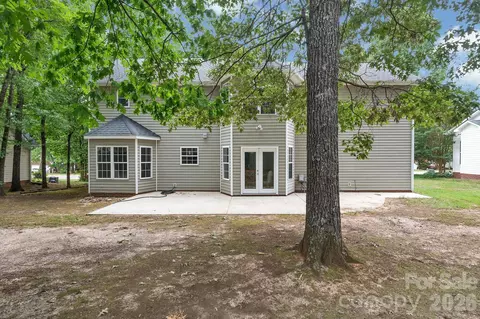 Exterior - 1637 Winthrop Ln, Monroe, NC 28110 photo 2 of 2