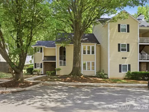 3304 Selwyn Farms 3 Ln #3, Charlotte, NC 28209