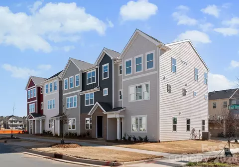4015 Bass River Pkwy, Charlotte, NC 28217