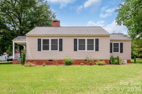 1604 Converse St, Lancaster, SC 29720