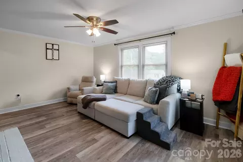 Living - 1604 Converse St, Lancaster, SC 29720 photo 2 of 4