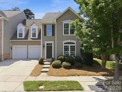 10149 Linksland Dr, Huntersville, NC 28078