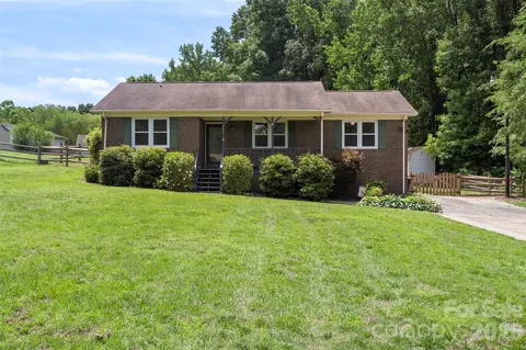 2201 Bow Brook Trl, Matthews, NC 28104