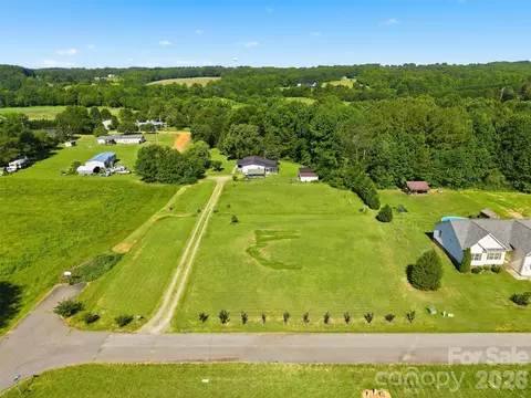 1604 Sugarfarm Rd, Catawba, NC 28609