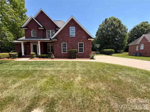 5309 Old Town Ln, Gastonia, NC 28056