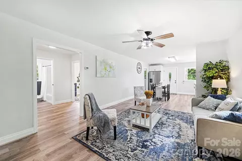 Living - 2101 Steele St, Monroe, NC 28110 photo 2 of 4