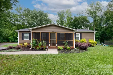 652 Sutton Spring Rd, York, SC 29745