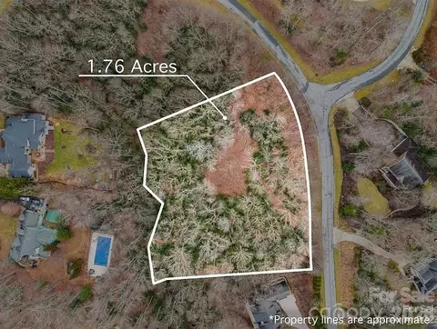 70 Windover Dr, Asheville, NC 28803