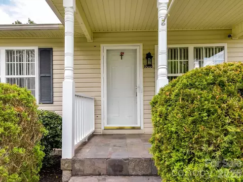 Exterior - 1008 Martin Luther King Jr Ave, Kannapolis, NC 28083 photo 5 of 10