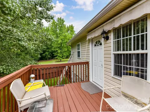 Exterior - 1008 Martin Luther King Jr Ave, Kannapolis, NC 28083 photo 8 of 10