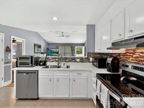 Kitchen - 1008 Martin Luther King Jr Ave, Kannapolis, NC 28083 photo 3 of 3