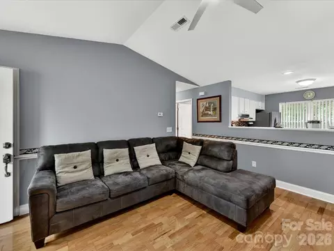 Living - 1008 Martin Luther King Jr Ave, Kannapolis, NC 28083 photo 4 of 4