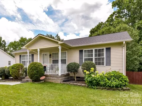 Exterior - 1008 Martin Luther King Jr Ave, Kannapolis, NC 28083 photo 4 of 10