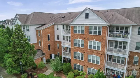 14957 Santa Lucia Dr, Charlotte, NC 28277