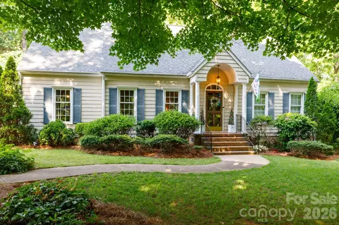 787 Summerwood Dr, Rock Hill, SC 29732