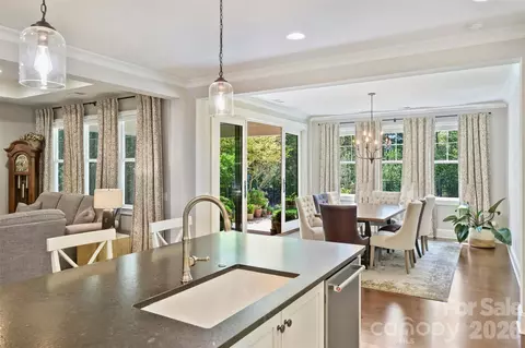 8440 Bassinger Dr, Huntersville, NC 28078