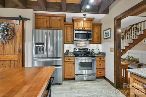 Kitchen - 29 Shadow Brook Dr, Flat Rock, NC 28731 photo 3 of 3